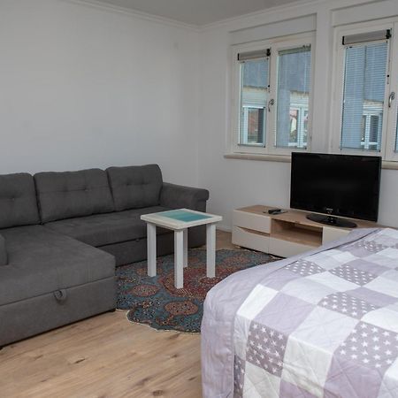 Central Apartment コニツ エクステリア 写真