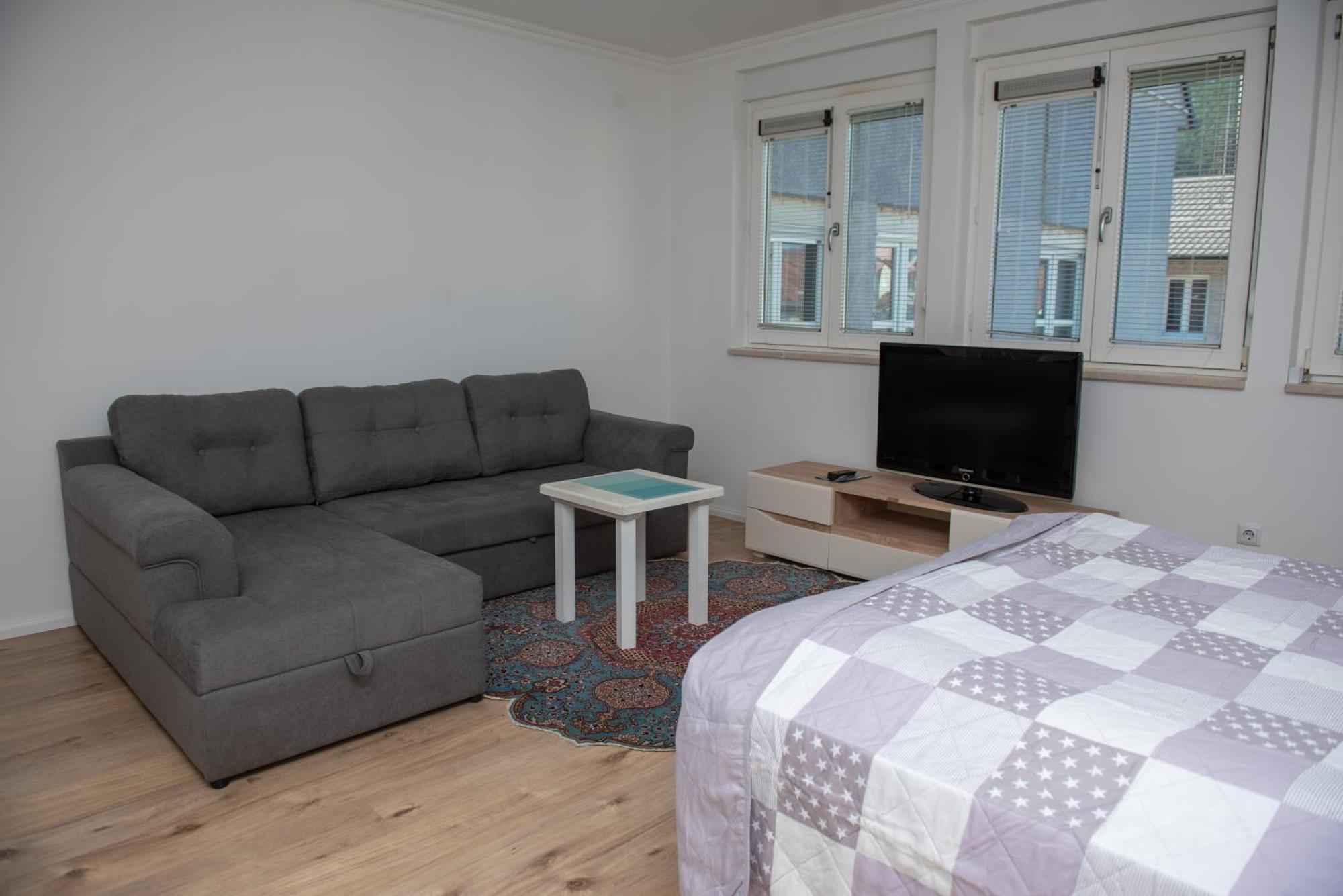 Central Apartment コニツ エクステリア 写真